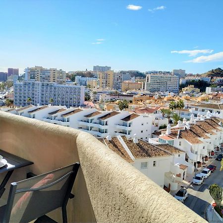 Deluxe Apartment In Benalbeach With Beach Views Бенальмадена Екстер'єр фото